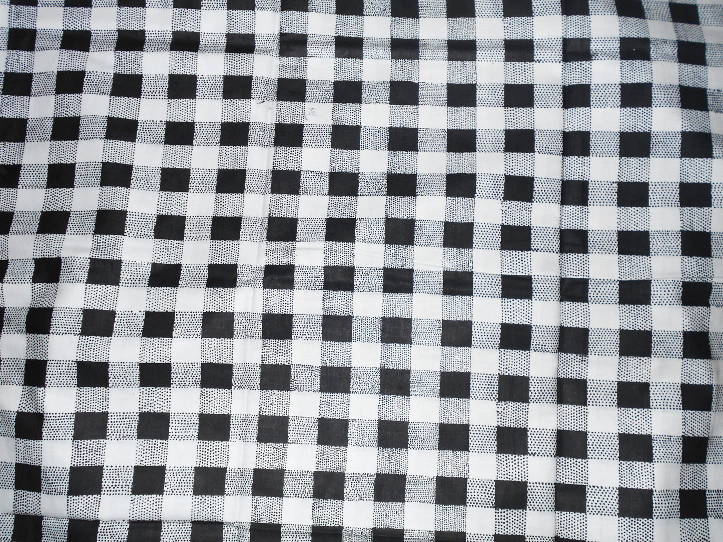 Classic Black & White Gingham - Premium 100% Cotton Unstitched Fabric